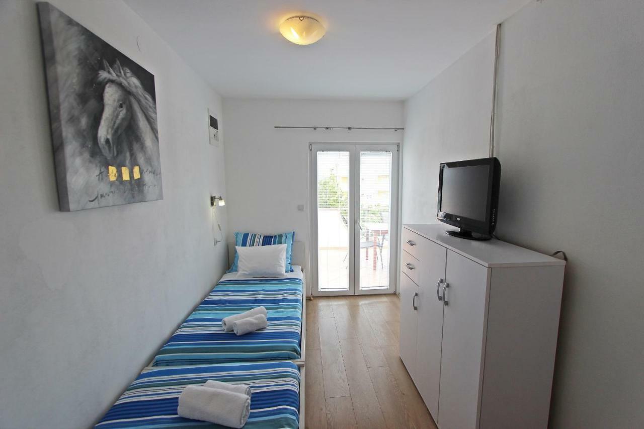Apartments Josip Муртер Екстер'єр фото
