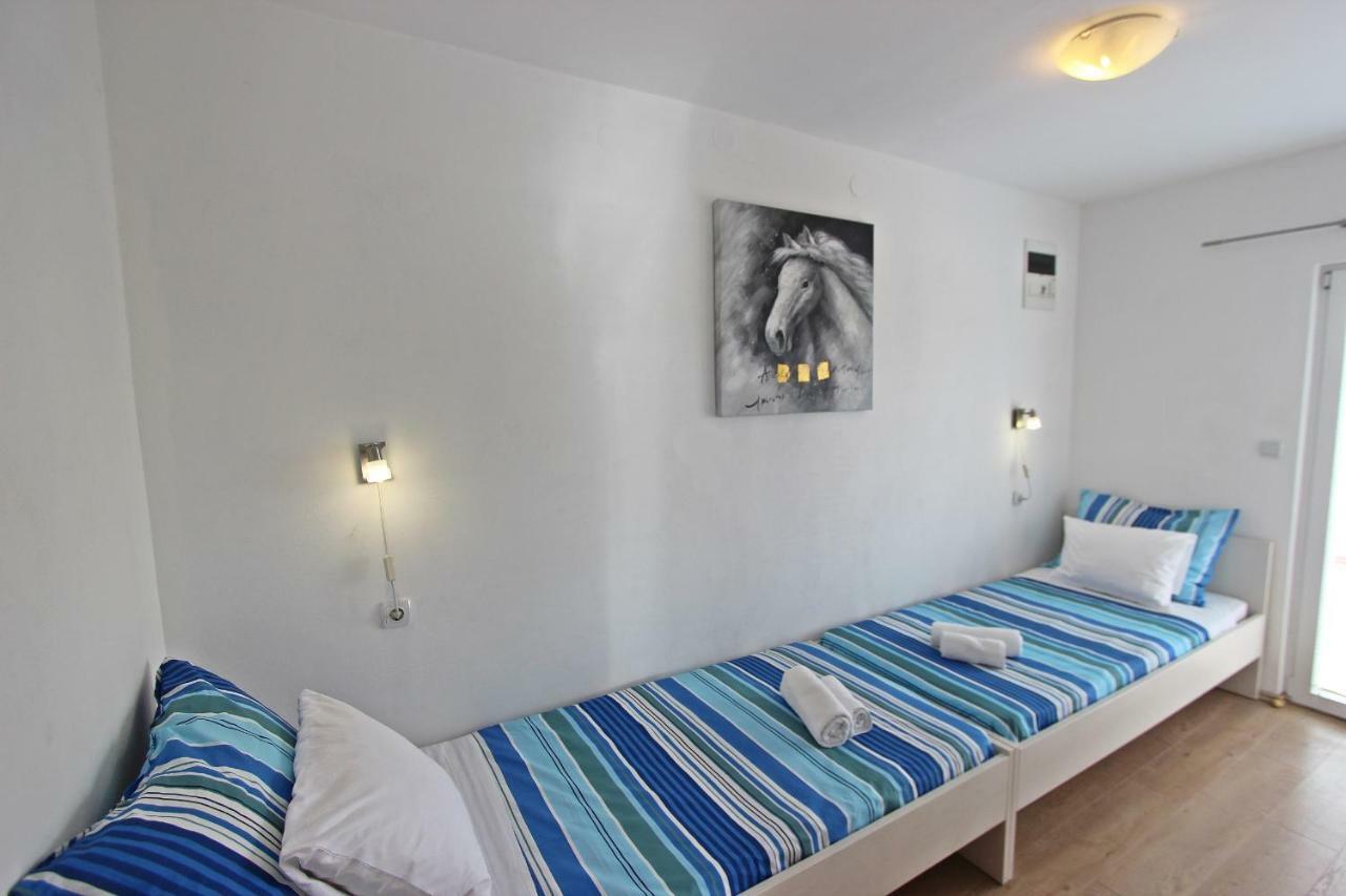Apartments Josip Муртер Екстер'єр фото